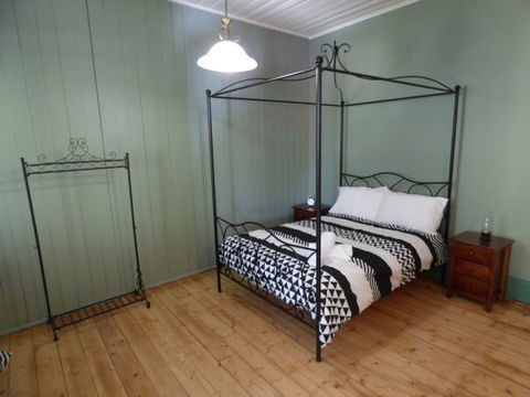 Tenterfield Lodge Caravan Park - Great Ocean Road Tourism 7