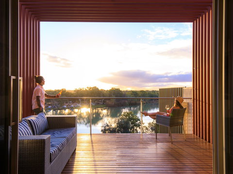 The Frames - Luxury Riverland Accommodation - Great Ocean Road Tourism 0