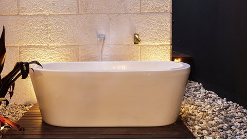 The Frames - Luxury Riverland Accommodation - Great Ocean Road Tourism 7