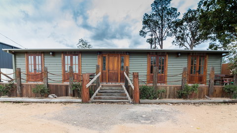 Uniquely Pambula - Pet Friendly Holiday Accomodation - Great Ocean Road Tourism 0