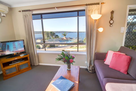 Eagle Heights Holiday Units - Scenic Unit - Great Ocean Road Tourism 7