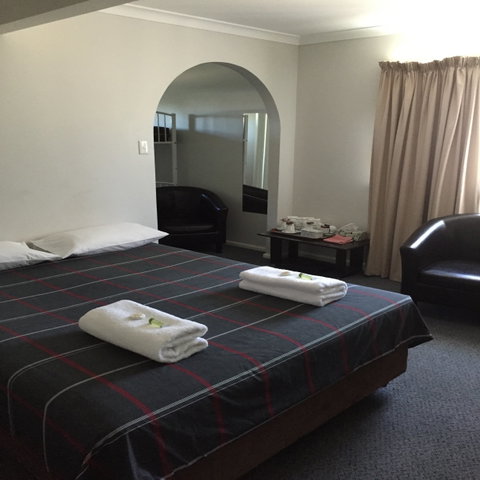 Glenrowan Kelly Country Motel - Great Ocean Road Tourism 3