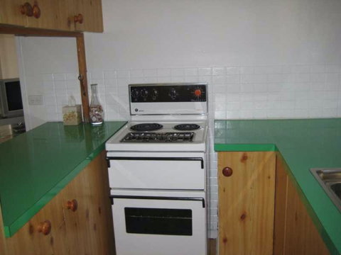 Hardwicke Beach House - Great Ocean Road Tourism 1