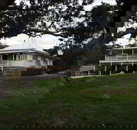 Loughmore House and Cottage