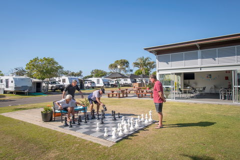 Maroochydore Beach Holiday Park - Great Ocean Road Tourism 4
