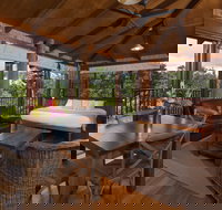 Rose Gums Wilderness Retreat - Great Ocean Road Tourism