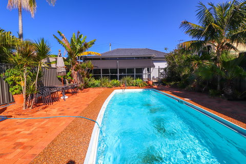 Seabreeze At Blacksmiths - Great Ocean Road Tourism 0