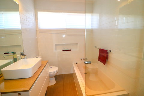 Seabreeze At Blacksmiths - Great Ocean Road Tourism 5