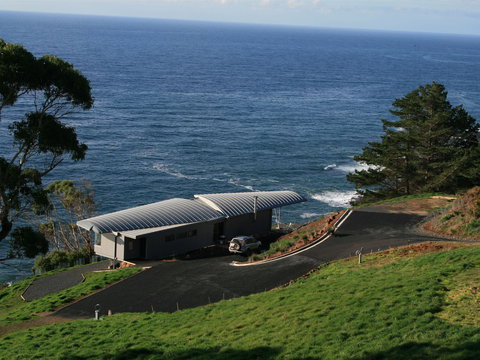 The Winged House - Great Ocean Road Tourism 3