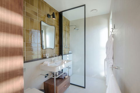 The Vineyard Retreat McLaren Vale - Great Ocean Road Tourism 1