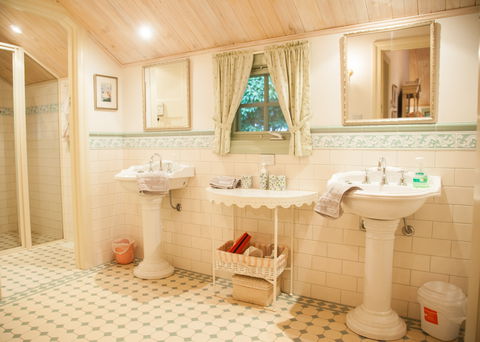 The Studio & The Barn - Great Ocean Road Tourism 7