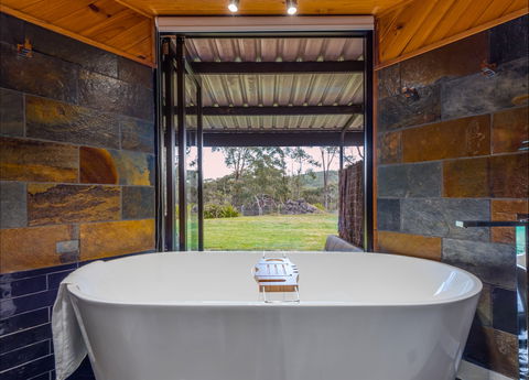 Waterfall Springs Retreat And Wildlife Sanctuary - Great Ocean Road Tourism 7
