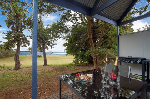 Waterfront Retreat At Wattle Point - Great Ocean Road Tourism 4