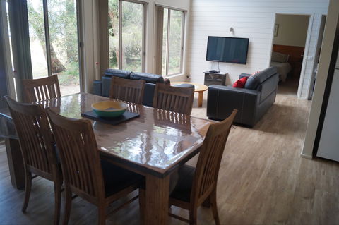 Waterfront Retreat At Wattle Point - Great Ocean Road Tourism 7