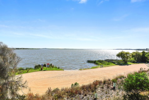 25 Captain Sturt Parade - Hindmarsh Island - Great Ocean Road Tourism 1