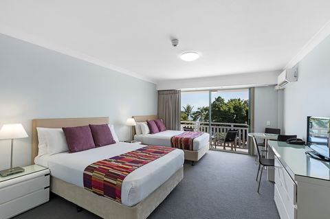 Airlie Beach Hotel - Great Ocean Road Tourism 2