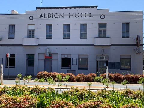 Albion Hotel-Motel Finley - Great Ocean Road Tourism 1