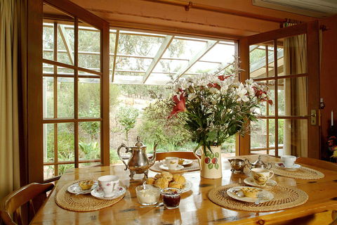 Amanda's Cottage 1899 - Great Ocean Road Tourism 1