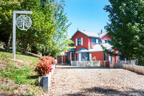 Artee House - Great Ocean Road Tourism 0