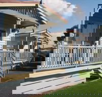 Barrack Point Holidays at Warilla Bowling Club - Great Ocean Road Tourism