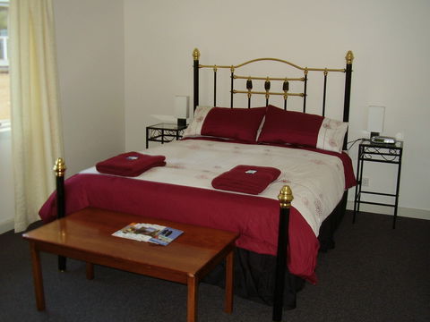 Hooked Inn Cottages - Great Ocean Road Tourism 2