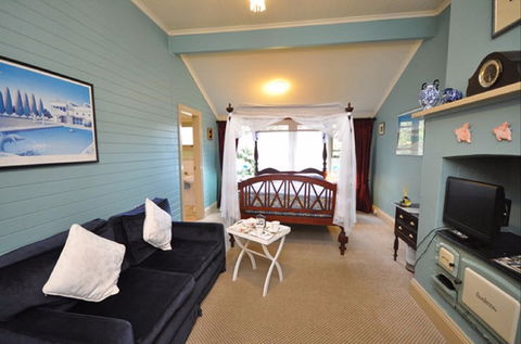 Lurline House - Great Ocean Road Tourism 0