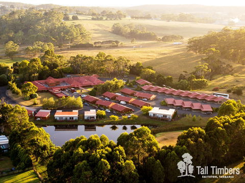 Tall Timbers Tasmania - Great Ocean Road Tourism 0