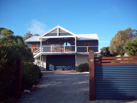 Top Deck Marion Bay - Great Ocean Road Tourism 0