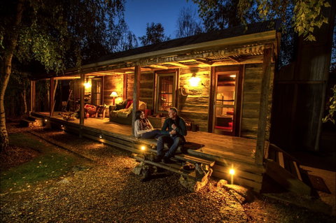 1860 Luxury Accommodation - Great Ocean Road Tourism 0
