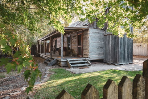 1860 Luxury Accommodation - Great Ocean Road Tourism 2