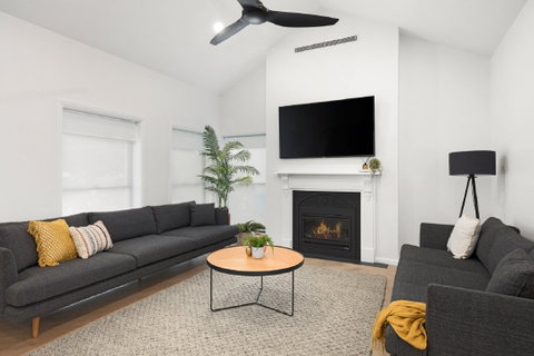 Abode Accommodations - Great Ocean Road Tourism 2