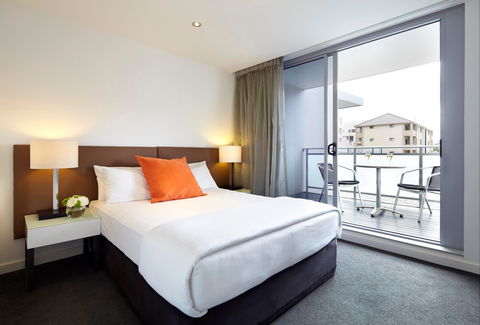 Adina Apartment Hotel Wollongong - Great Ocean Road Tourism 2