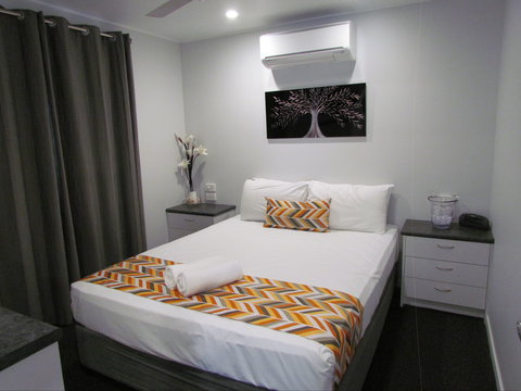 Alex Beach Cabins And Tourist Park - Great Ocean Road Tourism 2