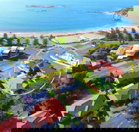 Breakwater 3 - Great Ocean Road Tourism