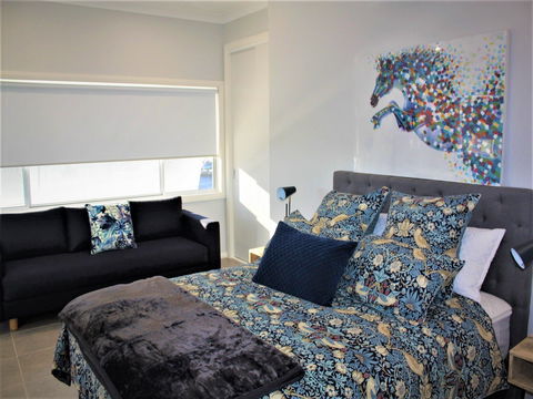 Coolah Shorts - Self Contained Apartments - Great Ocean Road Tourism 0
