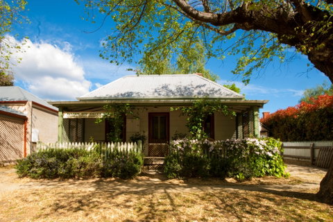 Laidlaw Cottage - Great Ocean Road Tourism 0