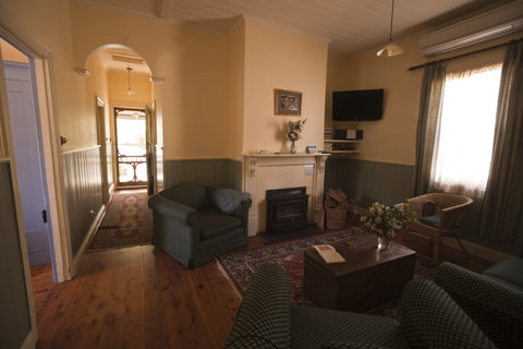 Laidlaw Cottage - Great Ocean Road Tourism 2