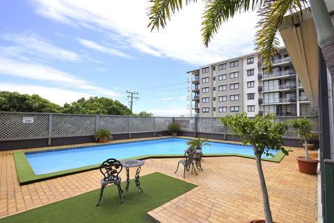 Metro Hotel And Apartments Gladstone - Great Ocean Road Tourism 2