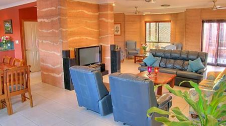 Gladstone Earth And Sea - Great Ocean Road Tourism 0