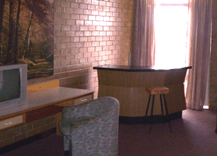 Red Castle Motor Inn - Great Ocean Road Tourism