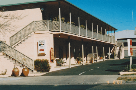 New England Motor Inn - Great Ocean Road Tourism