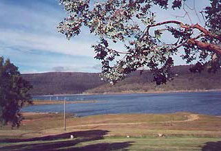 Anglers Reach Lakeside Village - Great Ocean Road Tourism 3
