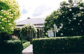 Bowral Cottage Inn - Great Ocean Road Tourism 0