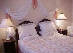 Bowral Cottage Inn - Great Ocean Road Tourism 3