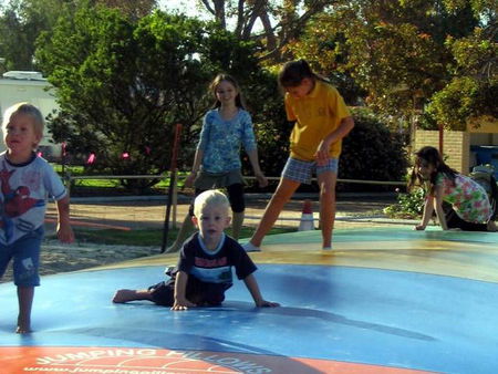 Pink Lake Tourist Park - Great Ocean Road Tourism 1