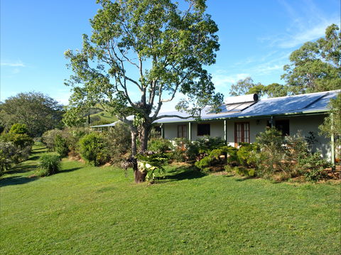 Amamoor Lodge - Great Ocean Road Tourism 1
