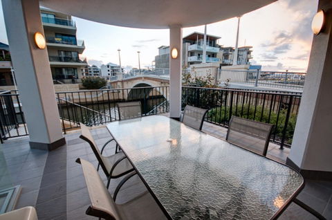 Dolphin Quay 3 Bedroom Apartment - Great Ocean Road Tourism 1