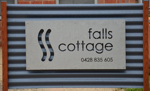 Falls Cottage Whitfield - Great Ocean Road Tourism 0