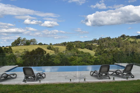 Mapleton Springs - Great Ocean Road Tourism 0
