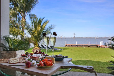 Mulwala 105 - Great Ocean Road Tourism 1
